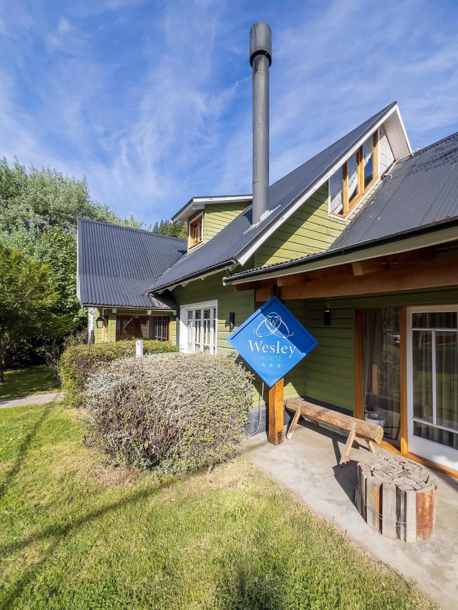 Wesley House Hosteria Boutique San Martín de los Andes Eksteriør billede