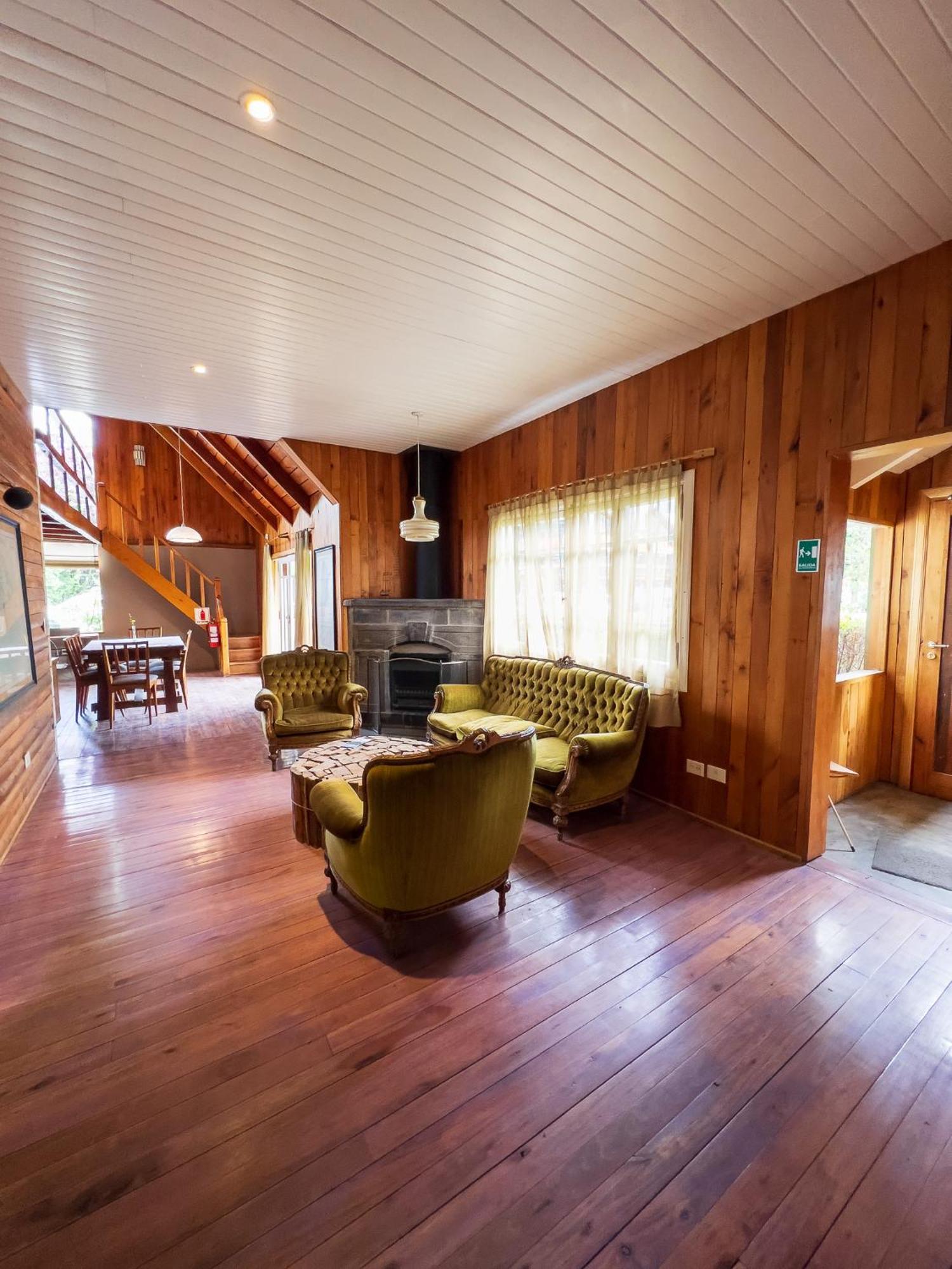 Wesley House Hosteria Boutique San Martín de los Andes Eksteriør billede